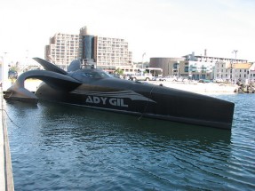 Photo of an anti-whating ship.