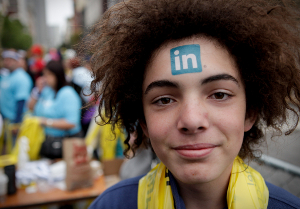 apply_with_linkedin LinkedIn Centipede Participants in the 2010 ING Bay to Breakers. Woman visible has the LinkedIn logo tattooed to her forehead.