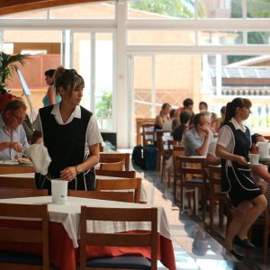 Waitresses